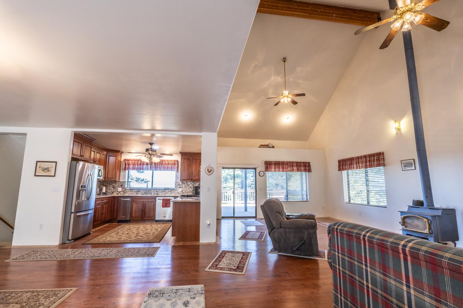 7501 Yosemite Park Way, Yosemite West, CA 95389
