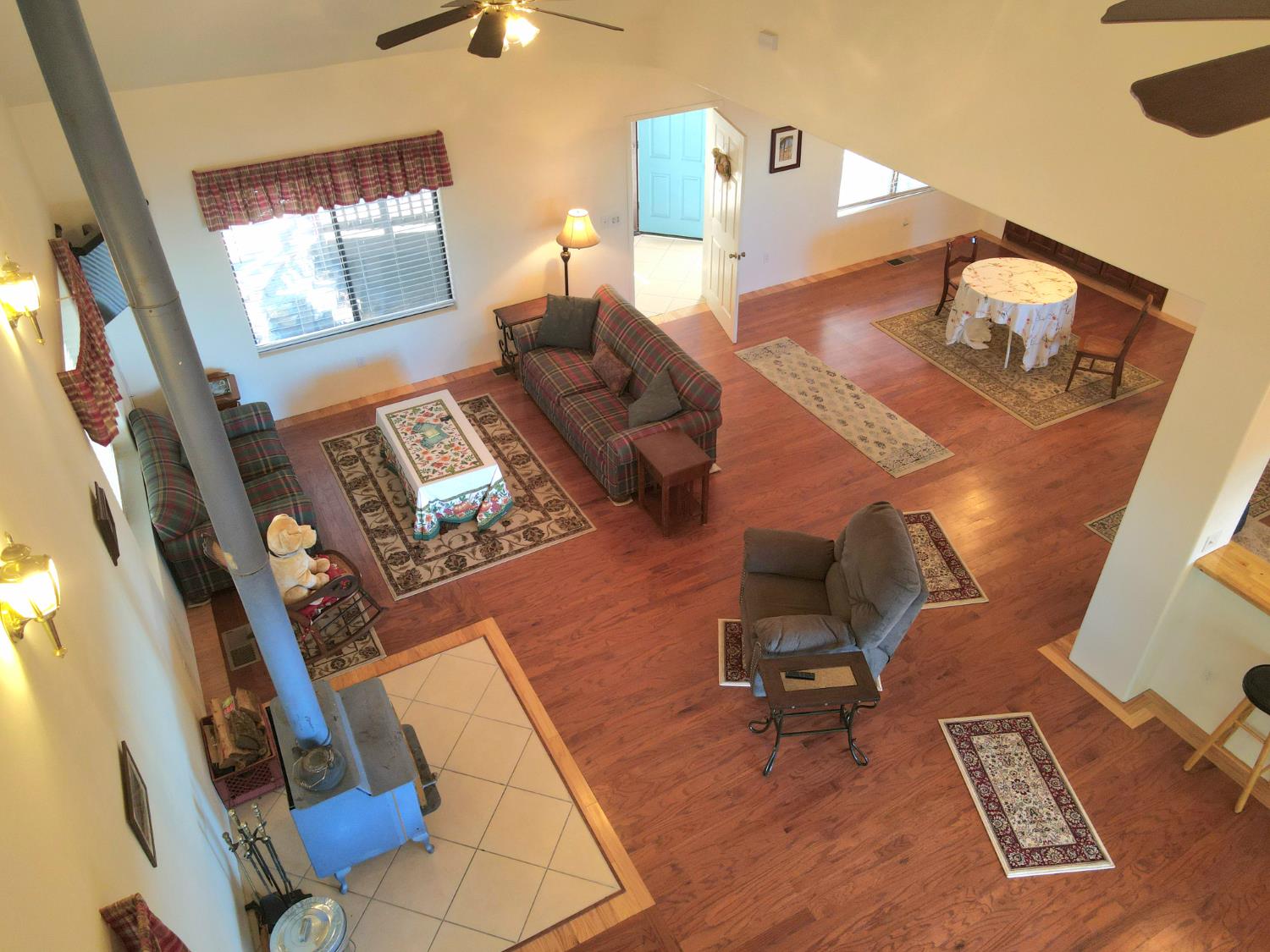 7501 Yosemite Park Way, Yosemite West, CA 95389