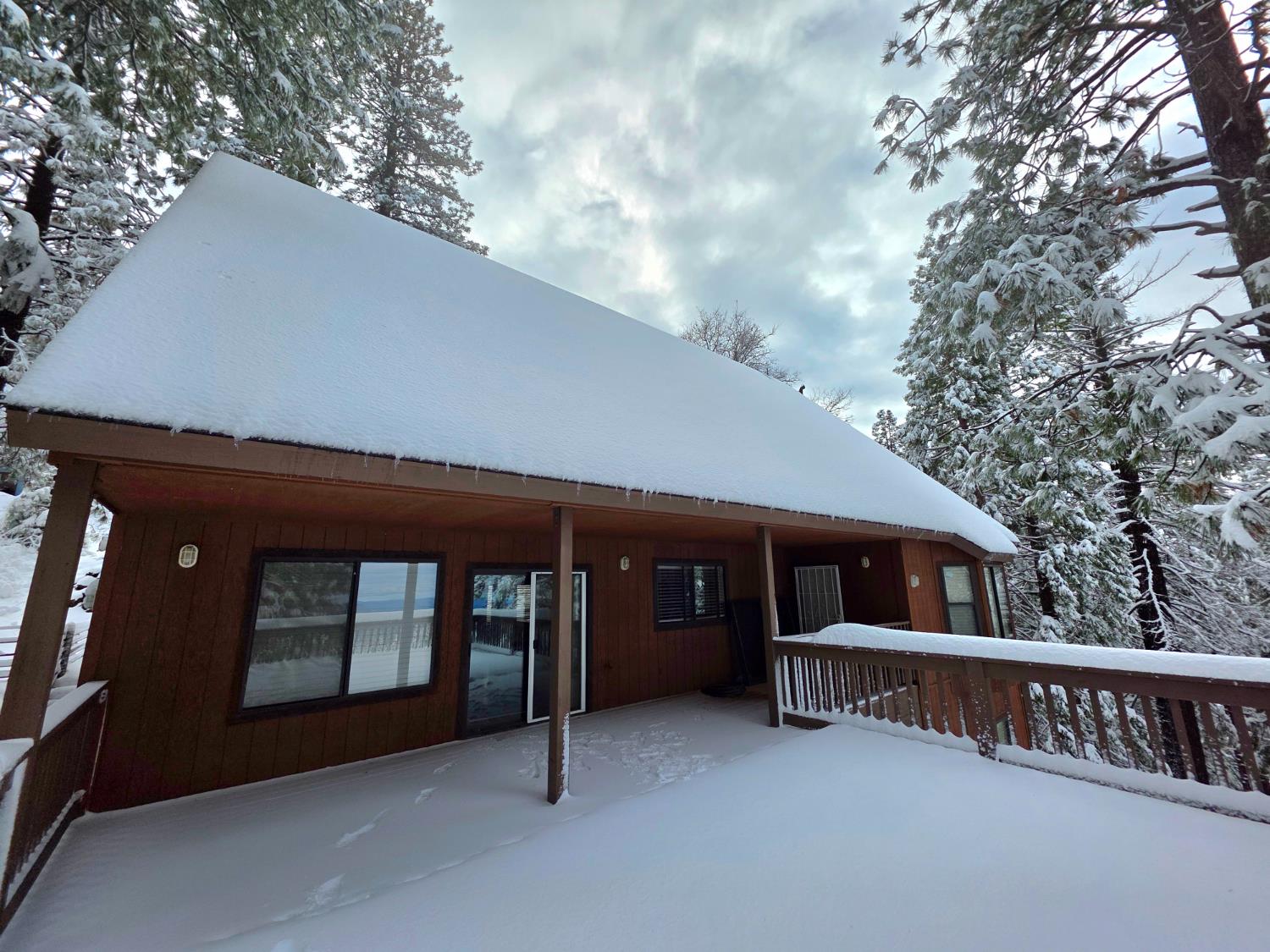 7501 Yosemite Park Way, Yosemite West, CA 95389
