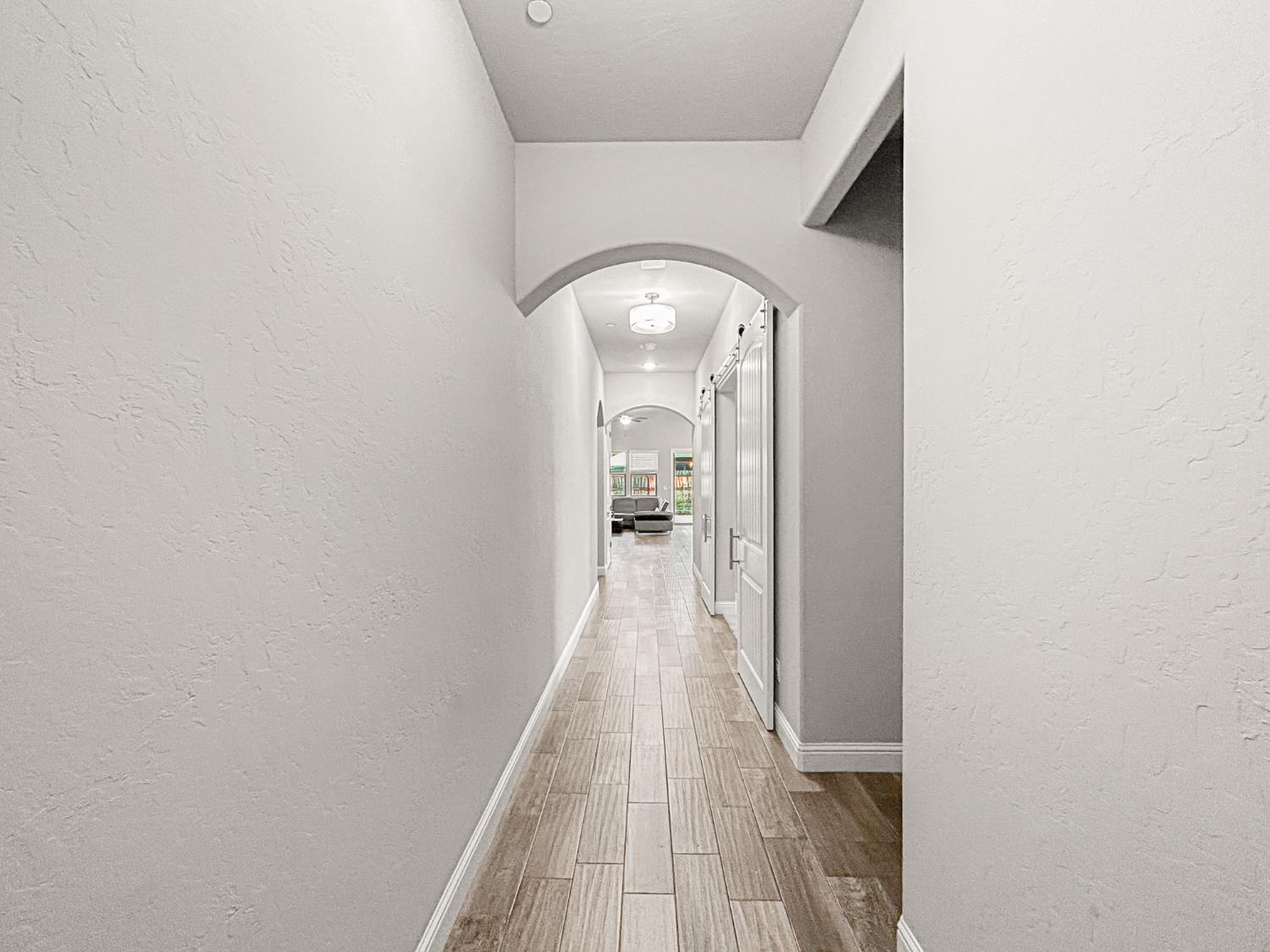 2788 N Douglas Ave, Fresno, CA 93727