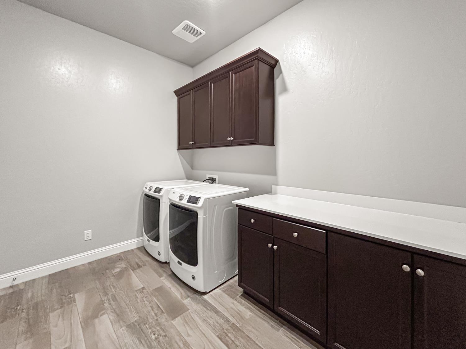 2788 N Douglas Ave, Fresno, CA 93727