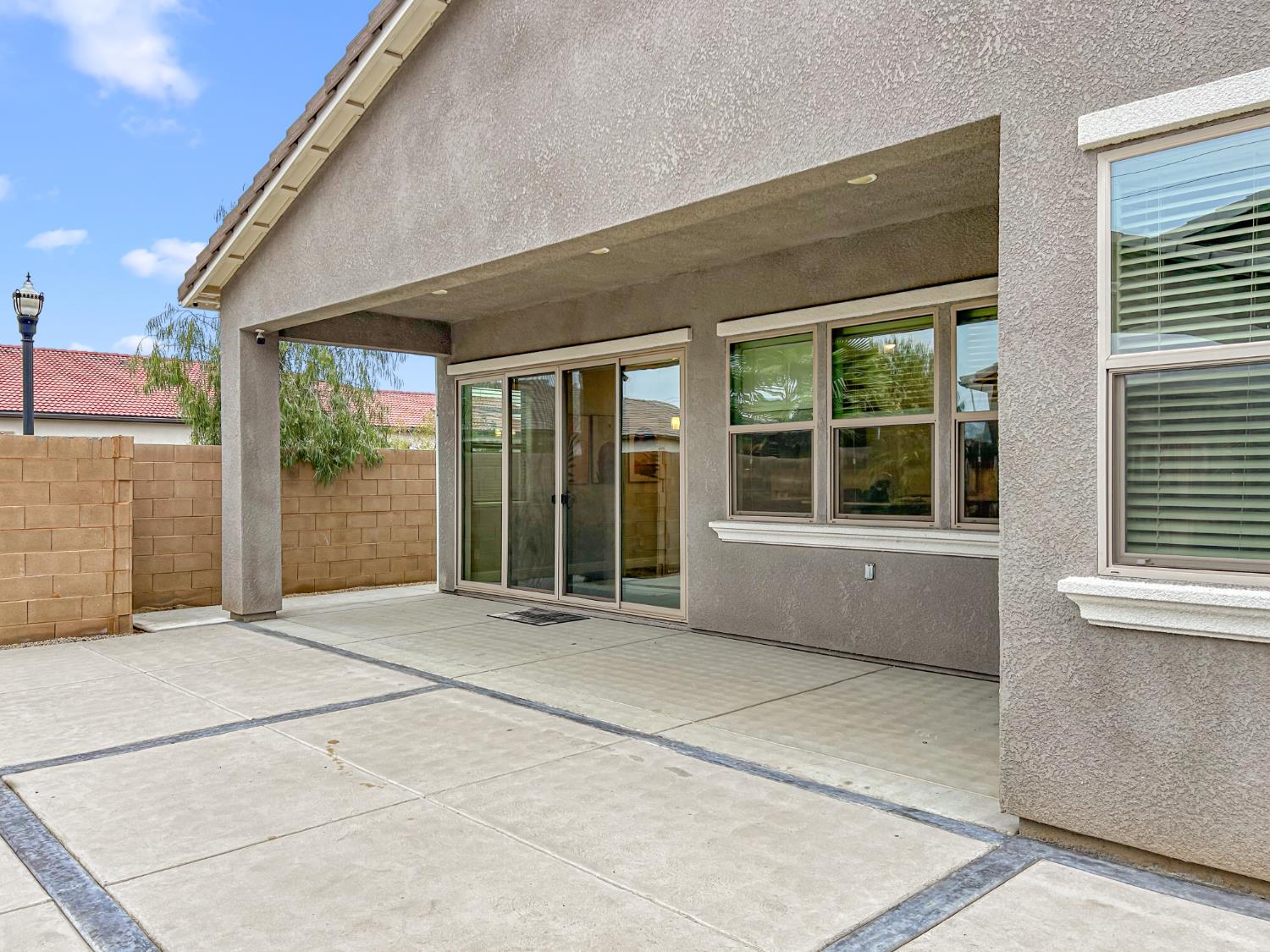 2788 N Douglas Ave, Fresno, CA 93727