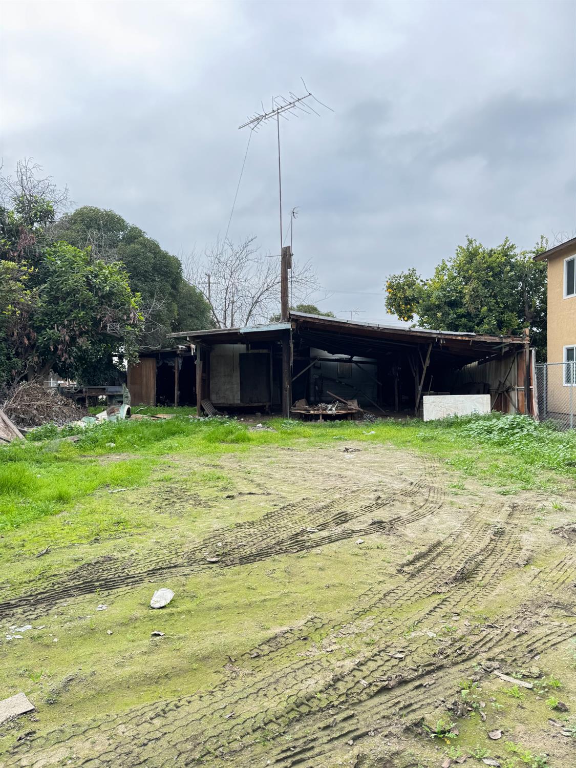 41552 Road 127, Orosi, CA 93647