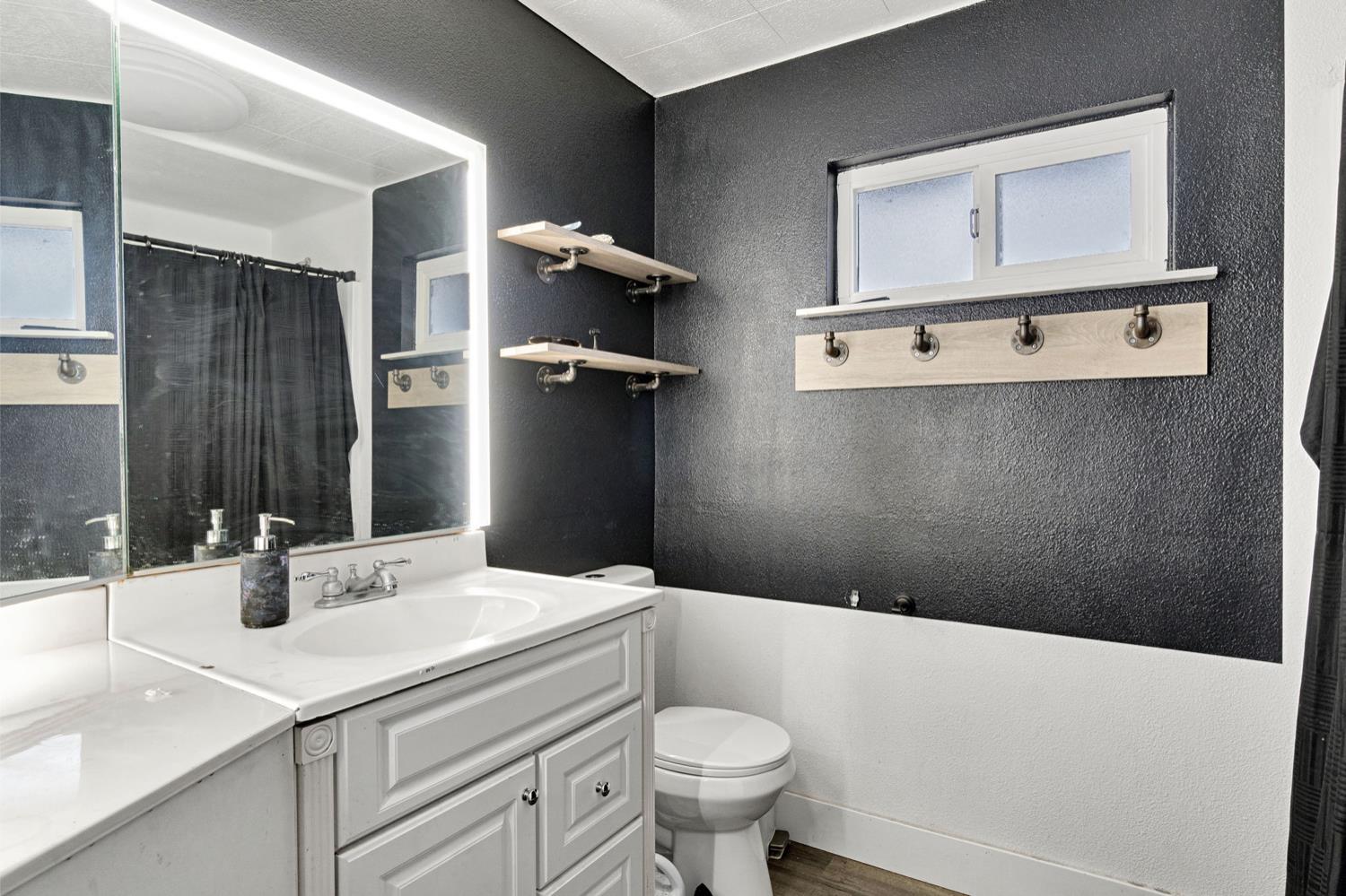 17810 Road 26, Madera, CA 93638