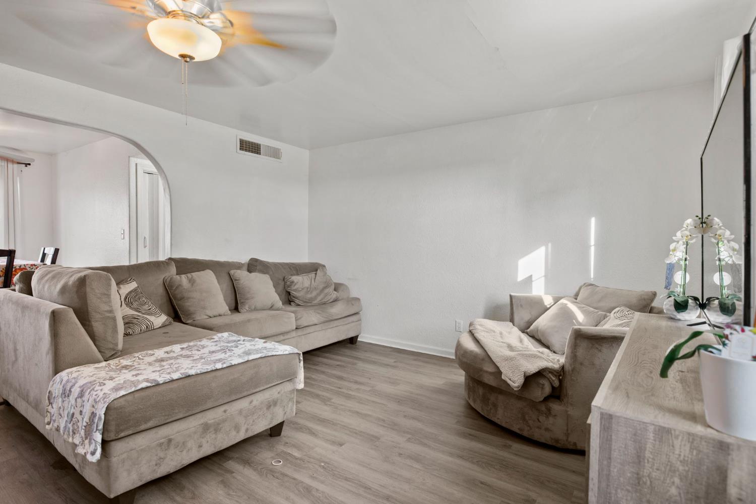 4620 Ave 228, Tulare, CA 93274