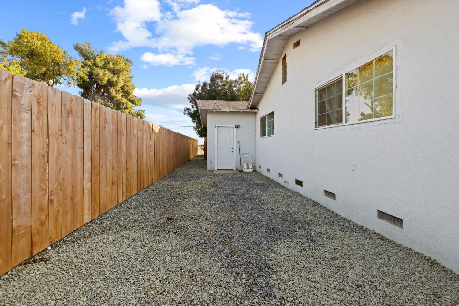 4620 Ave 228, Tulare, CA 93274