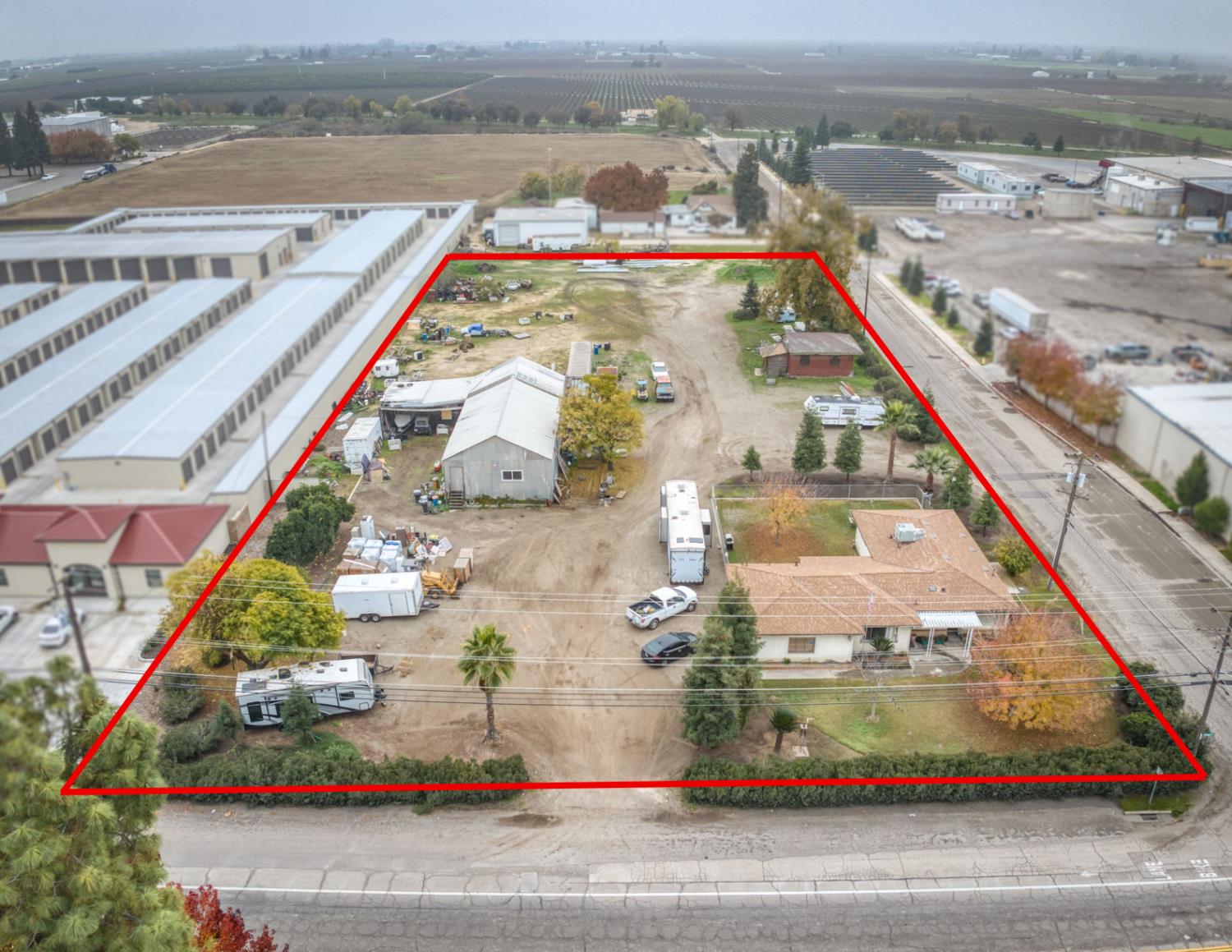 1055 E Dinuba Ave, Reedley, CA 93654