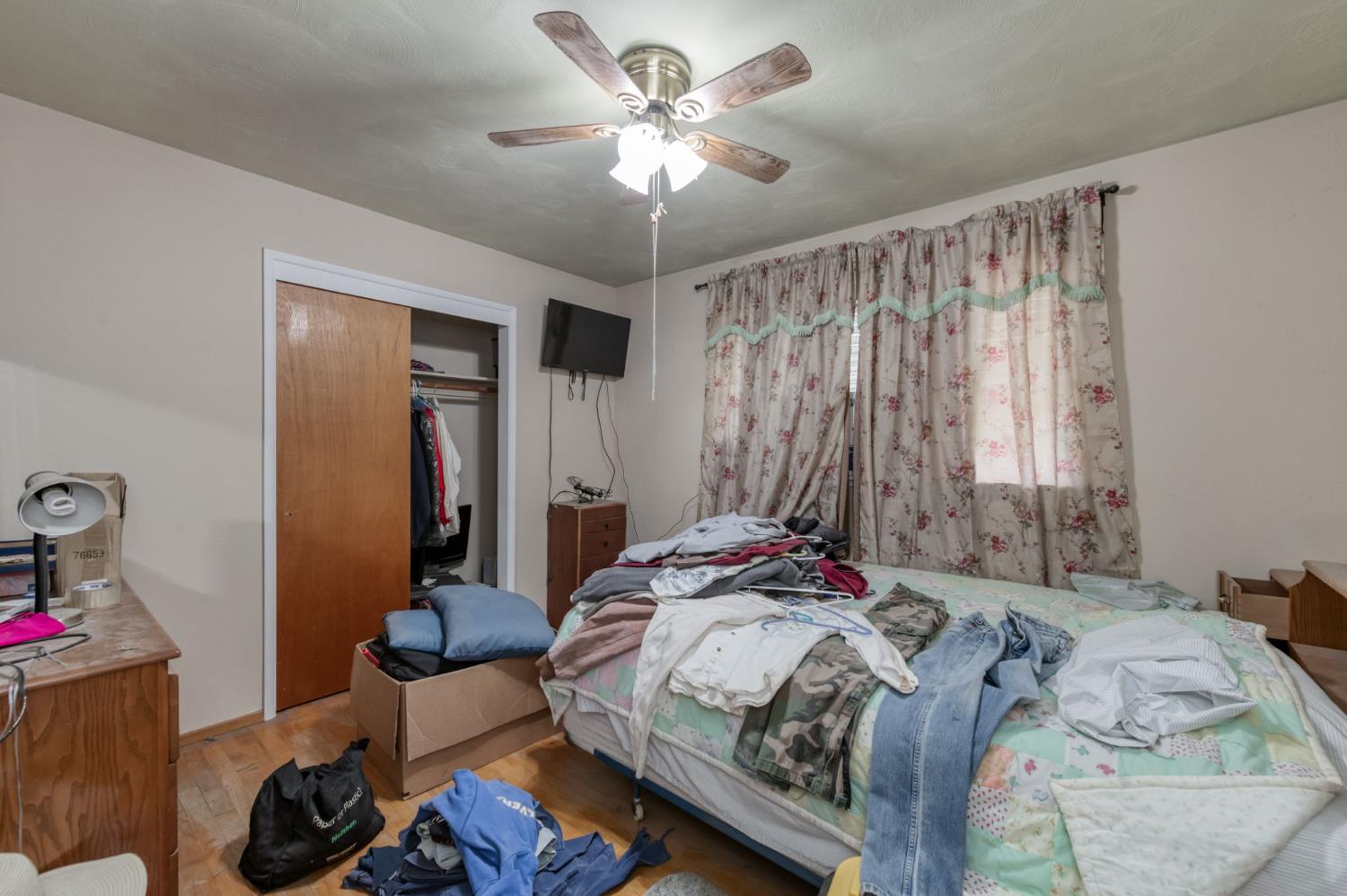 1055 E Dinuba Ave, Reedley, CA 93654