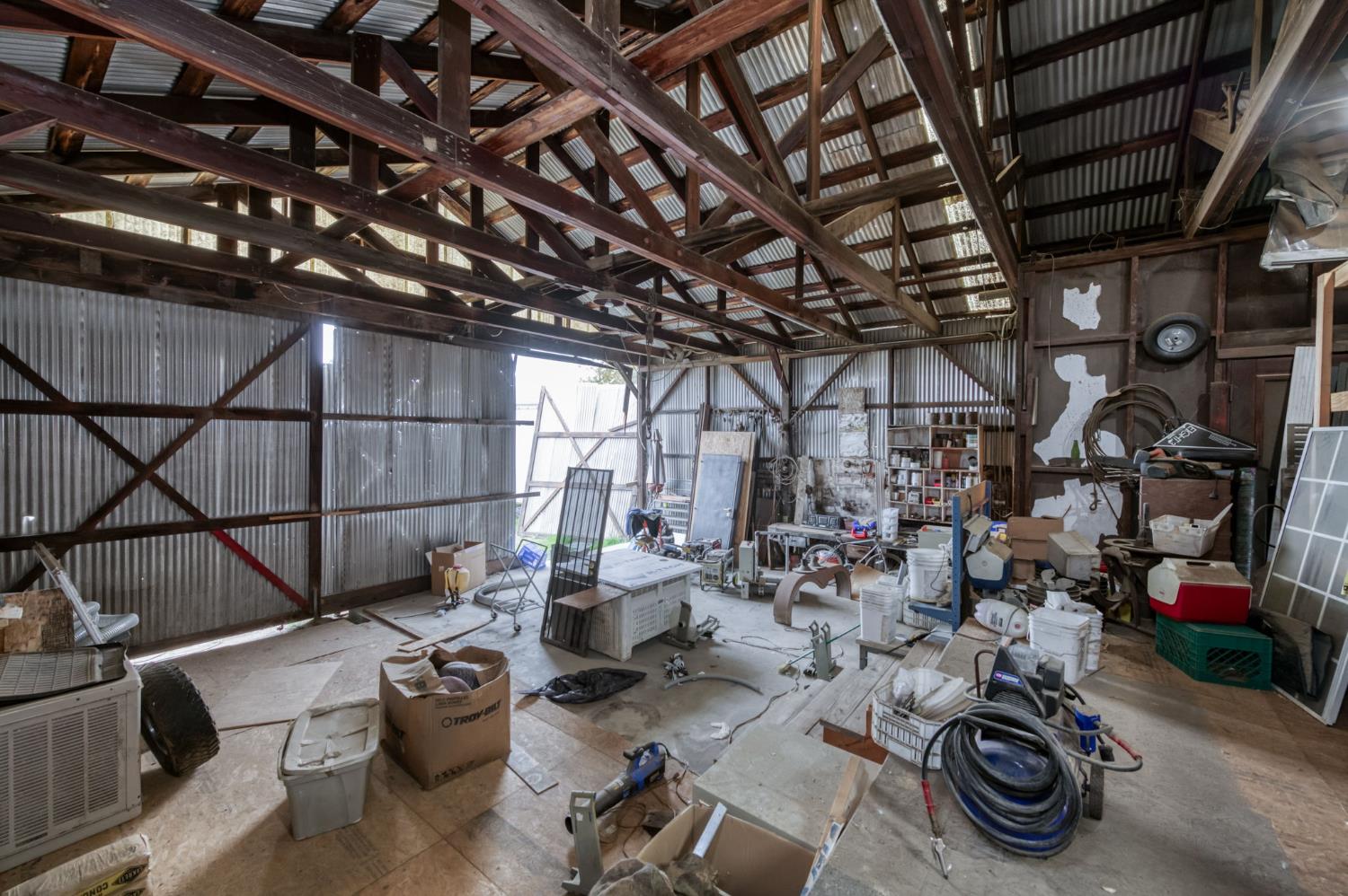 1055 E Dinuba Ave, Reedley, CA 93654