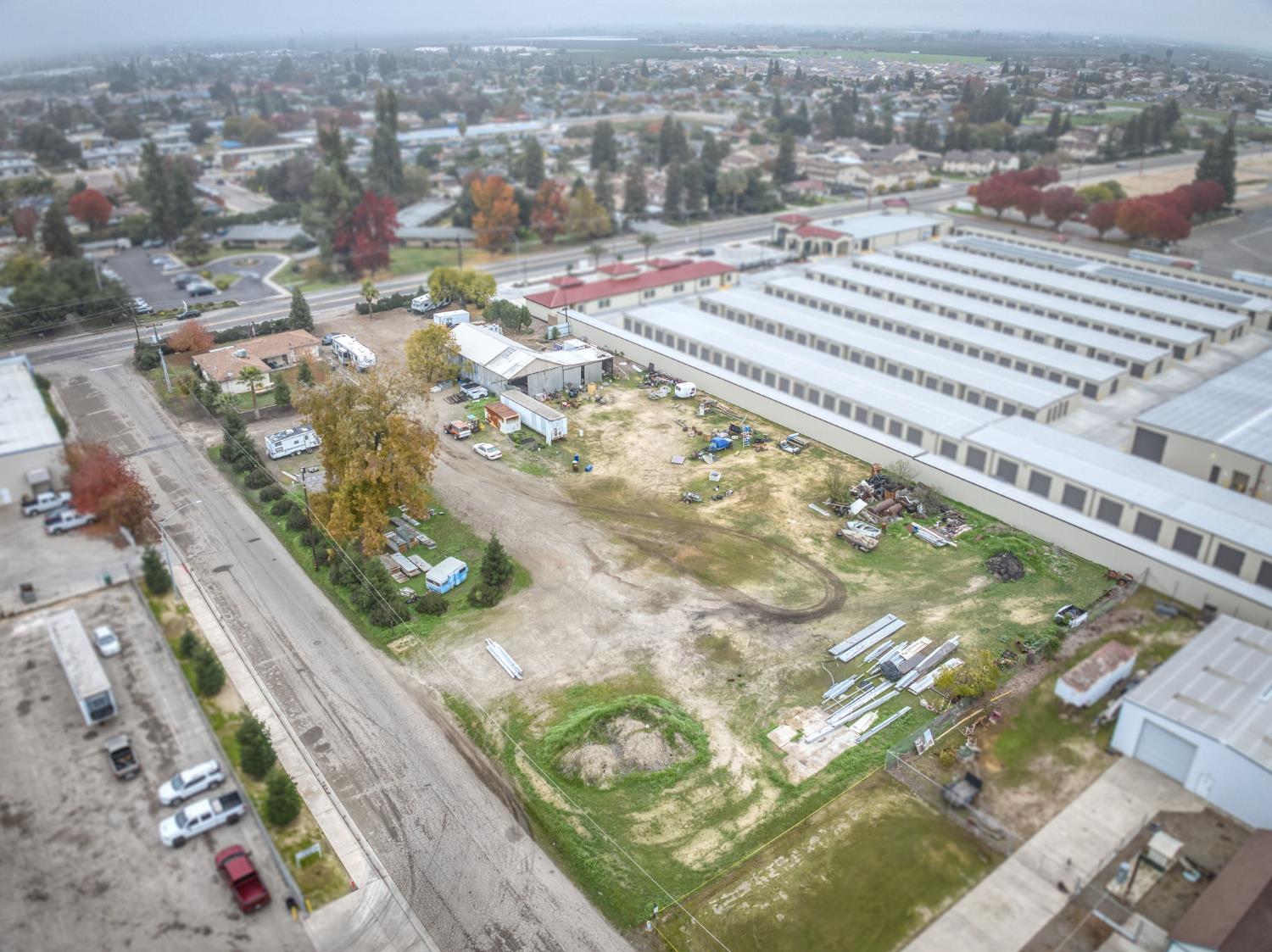 1055 E Dinuba Ave, Reedley, CA 93654