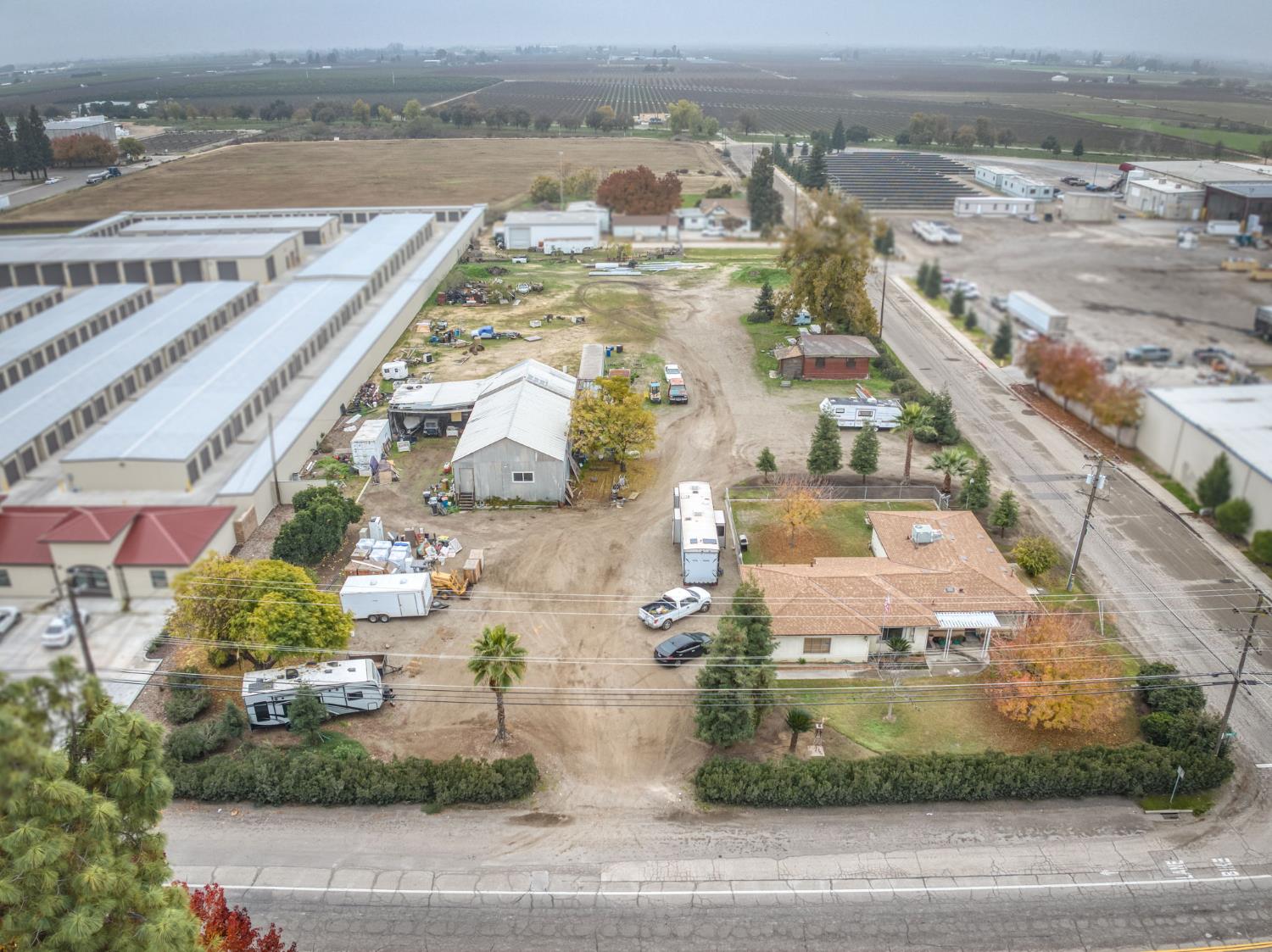 1055 E Dinuba Ave, Reedley, CA 93654