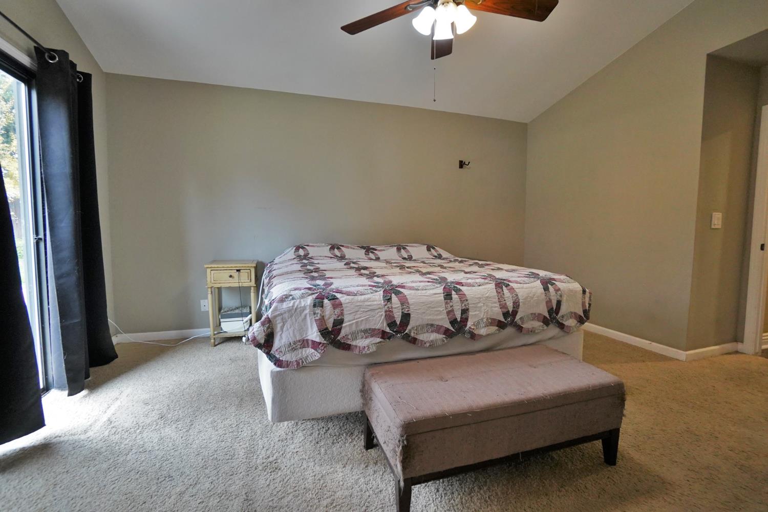 1230 W Sierra Ave, Fresno, CA 93711