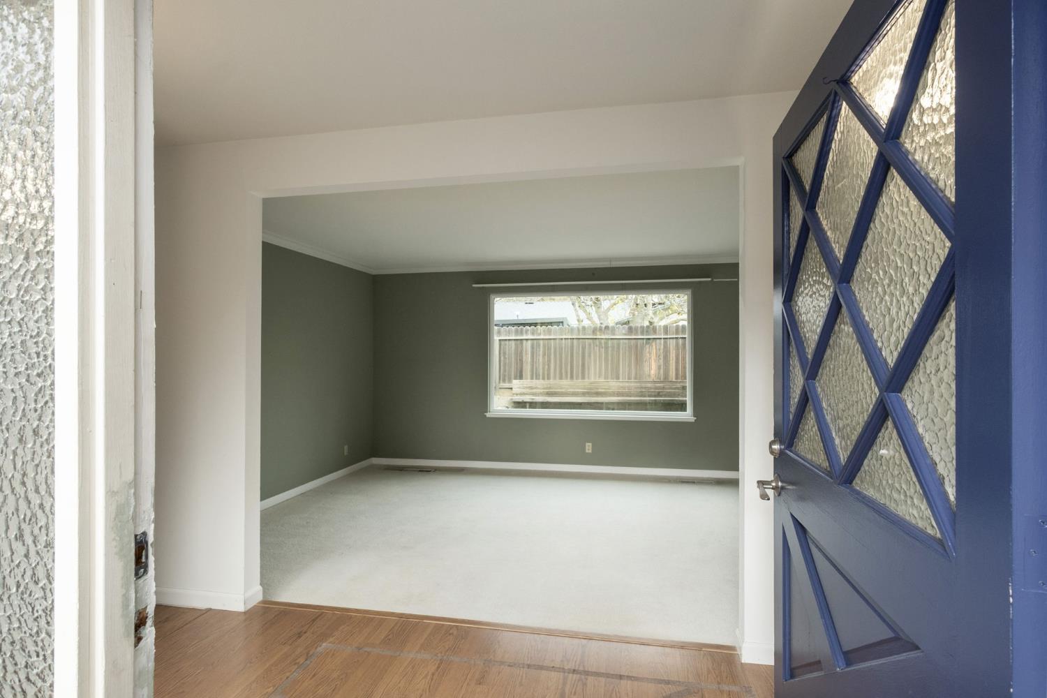 516 W Palo Alto Ave, Fresno, CA 93704