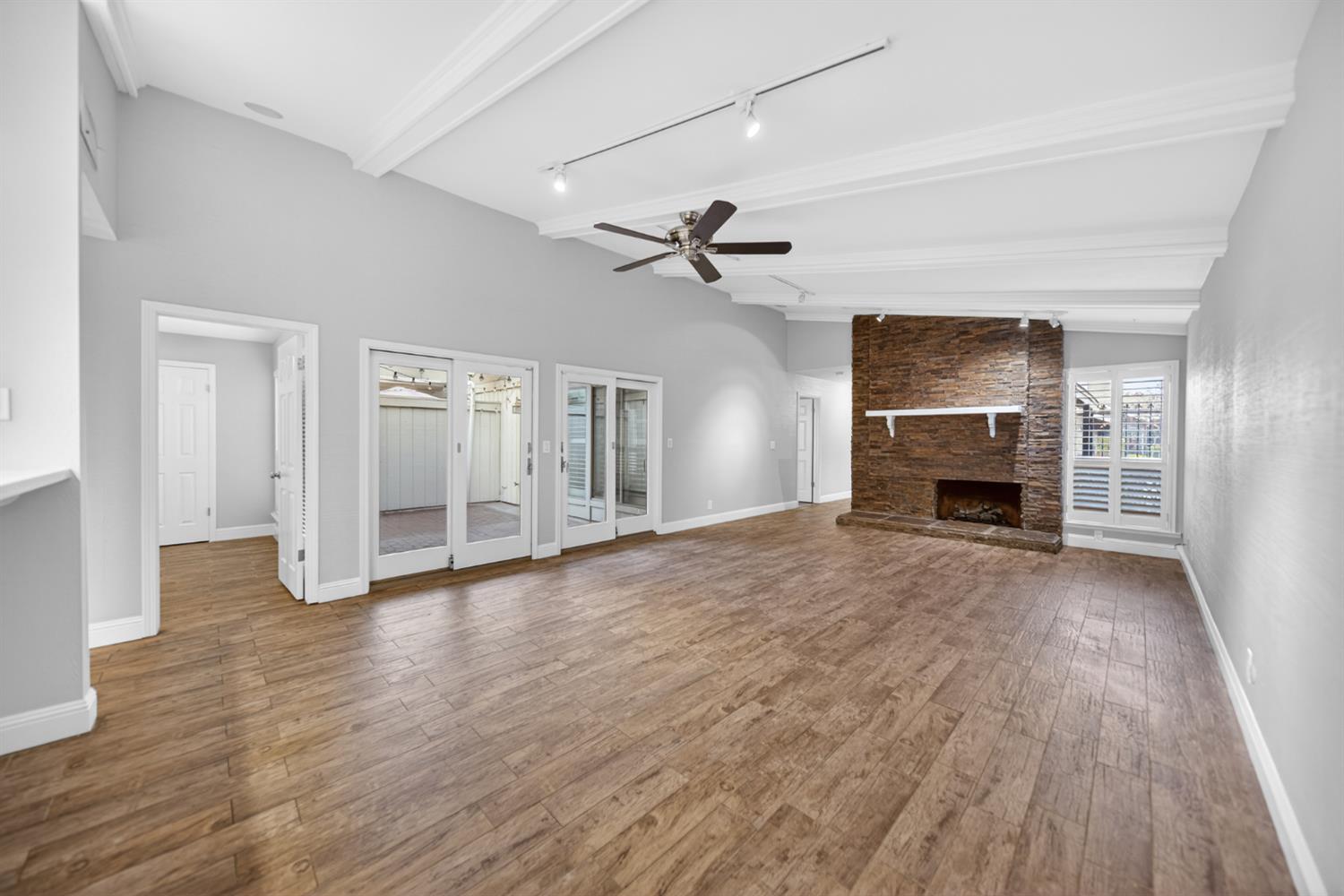 333 W Bullard Ave #103, Fresno, CA 93704