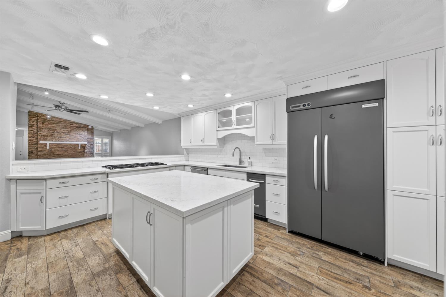 333 W Bullard Ave #103, Fresno, CA 93704