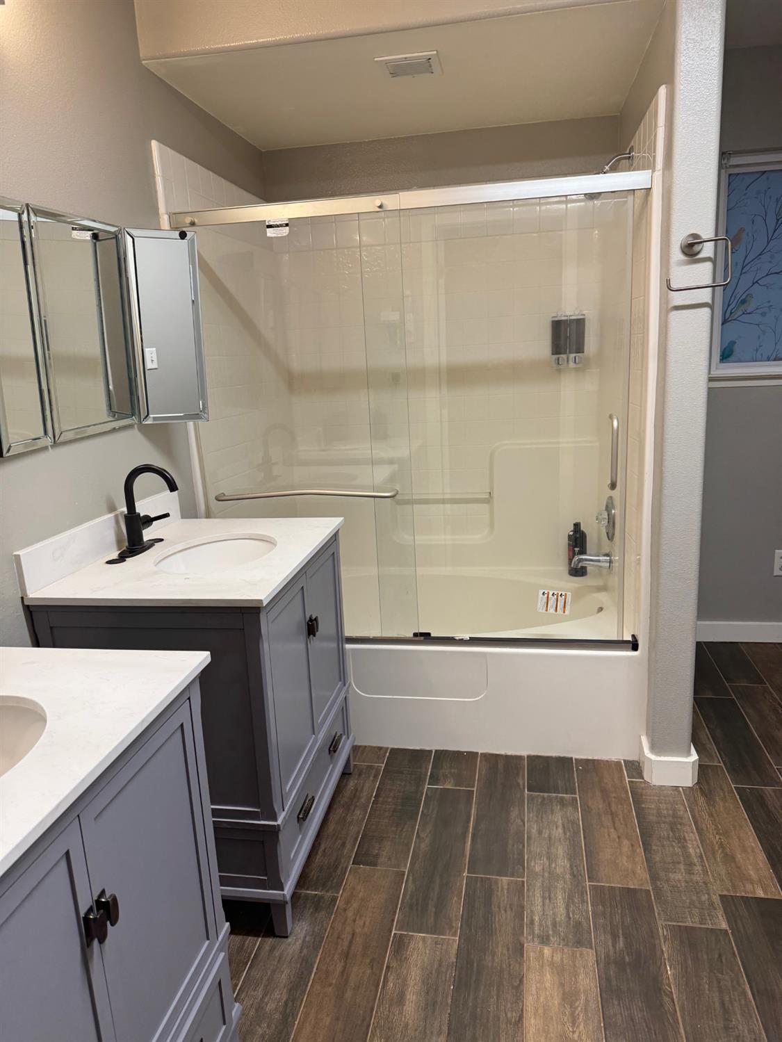 5626 W Carmen Ave, Fresno, CA 93722