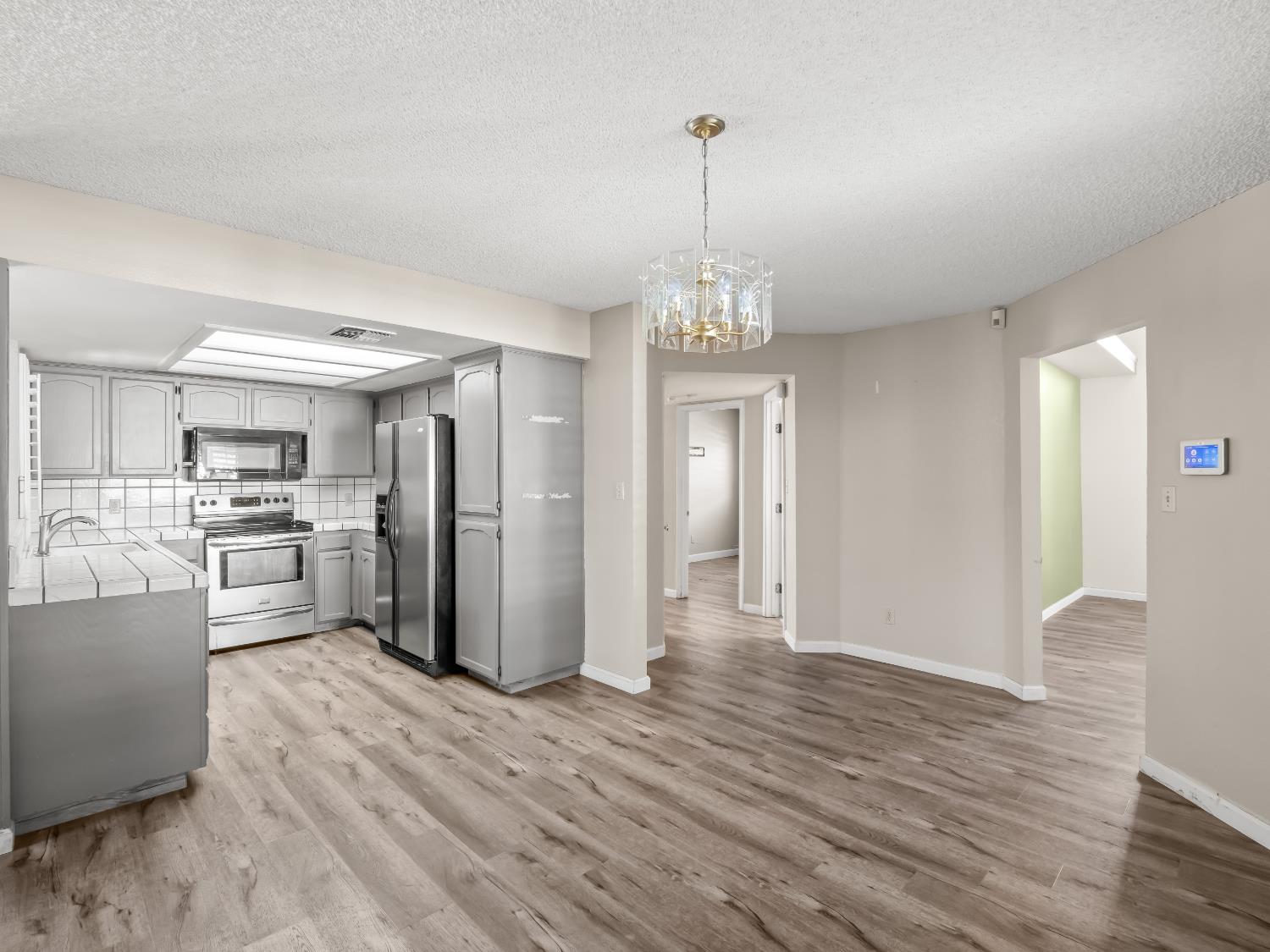 5109 W Menlo Ave, Fresno, CA 93722