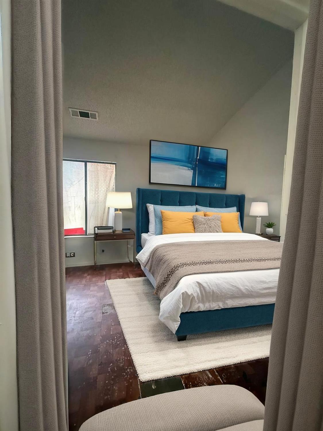 1644 N Tipton St, Visalia, CA 93292