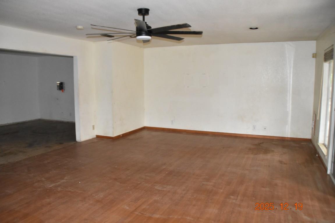 4115 E Dayton Ave, Fresno, CA 93726