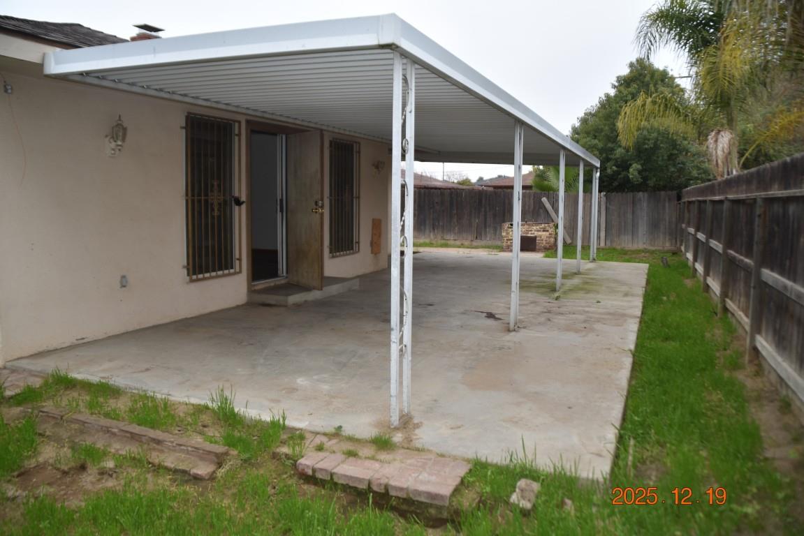 4115 E Dayton Ave, Fresno, CA 93726