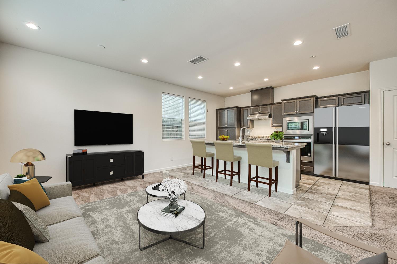 5450 W Santa Barbara Dr, Fresno, CA 93722