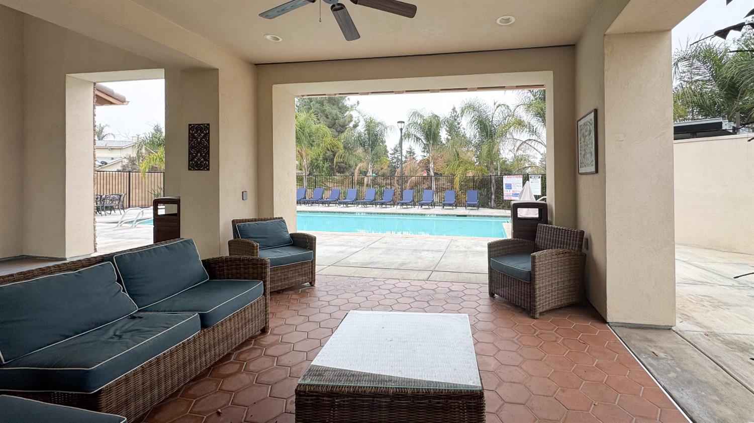 5450 W Santa Barbara Dr, Fresno, CA 93722