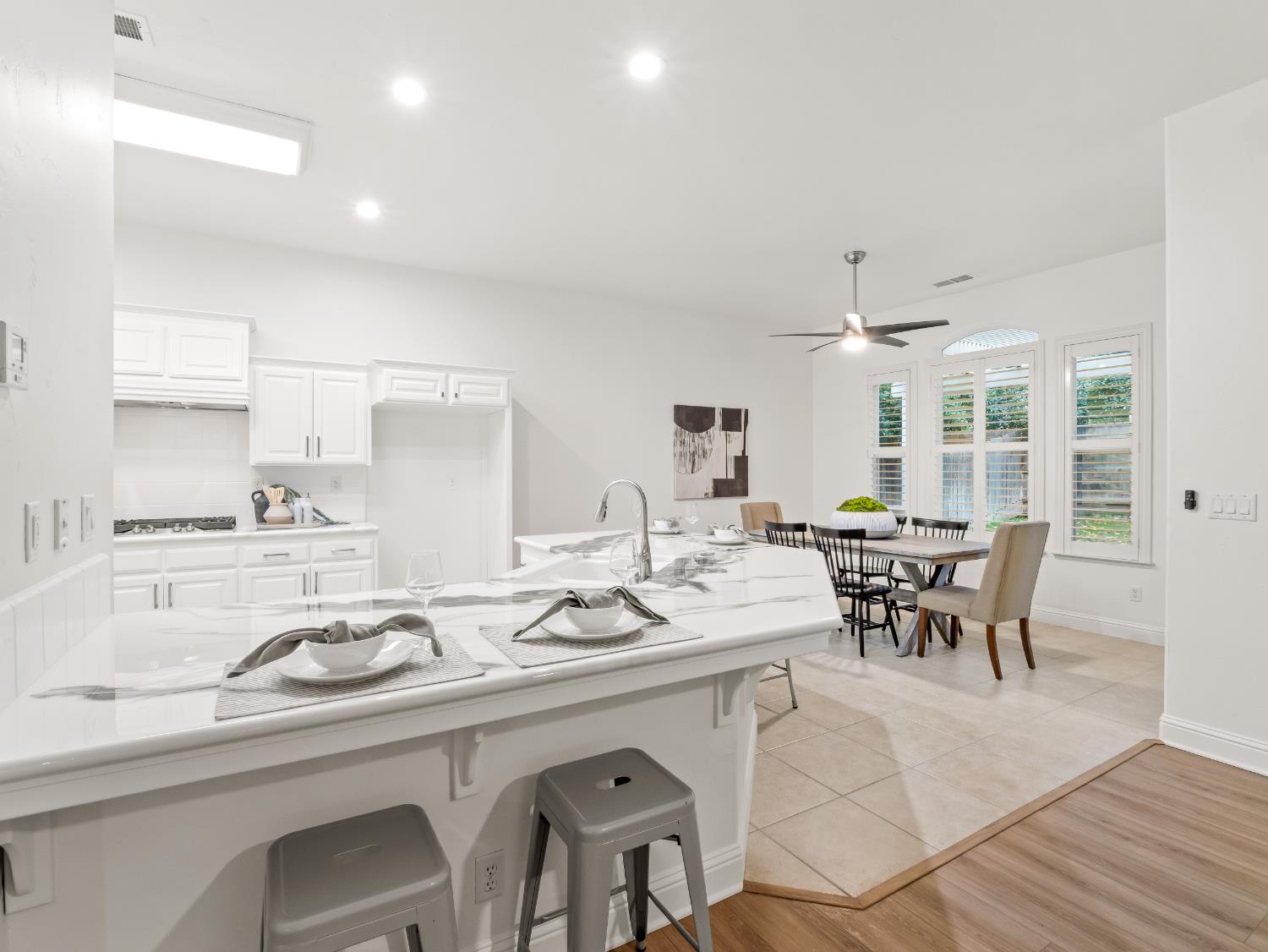 8683 N Richelle Ave, Fresno, CA 93720