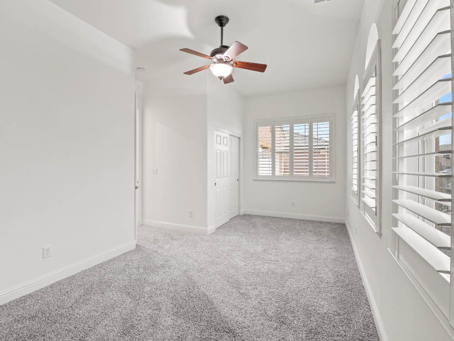 8683 N Richelle Ave, Fresno, CA 93720