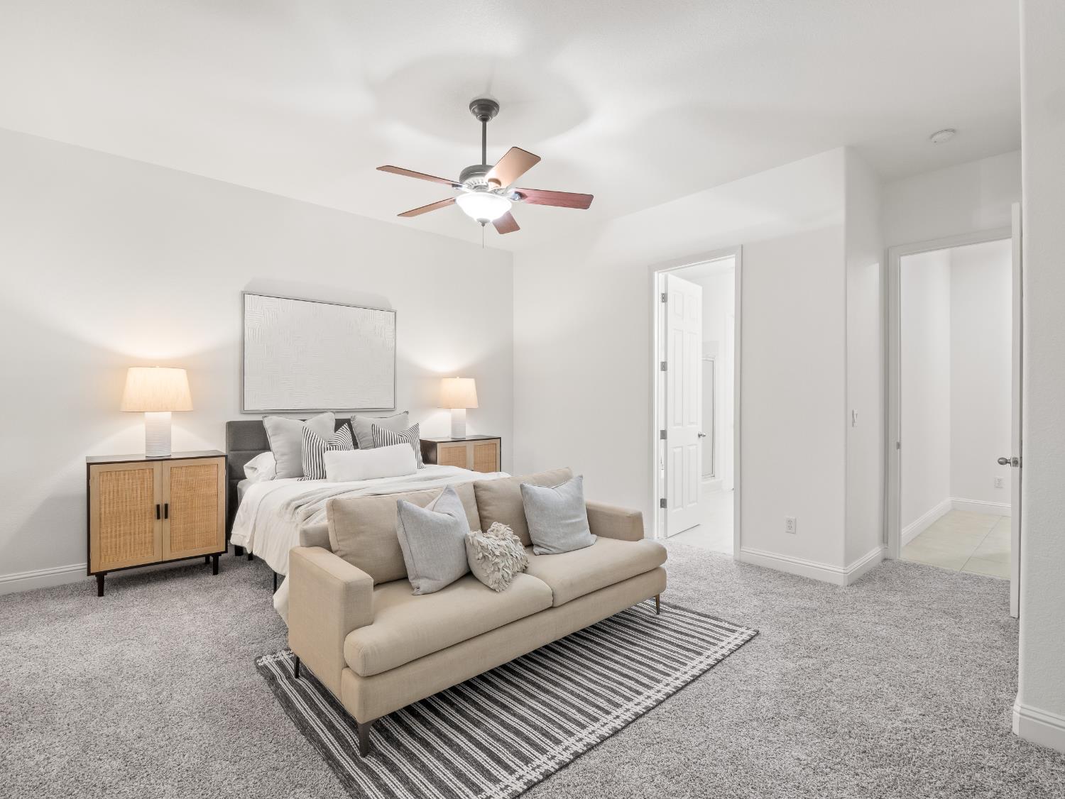 8683 N Richelle Ave, Fresno, CA 93720