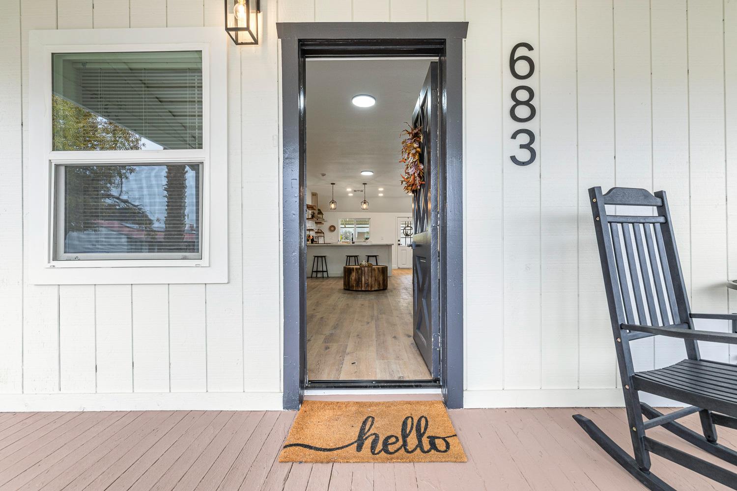 683 E Polk St, Coalinga, CA 93210