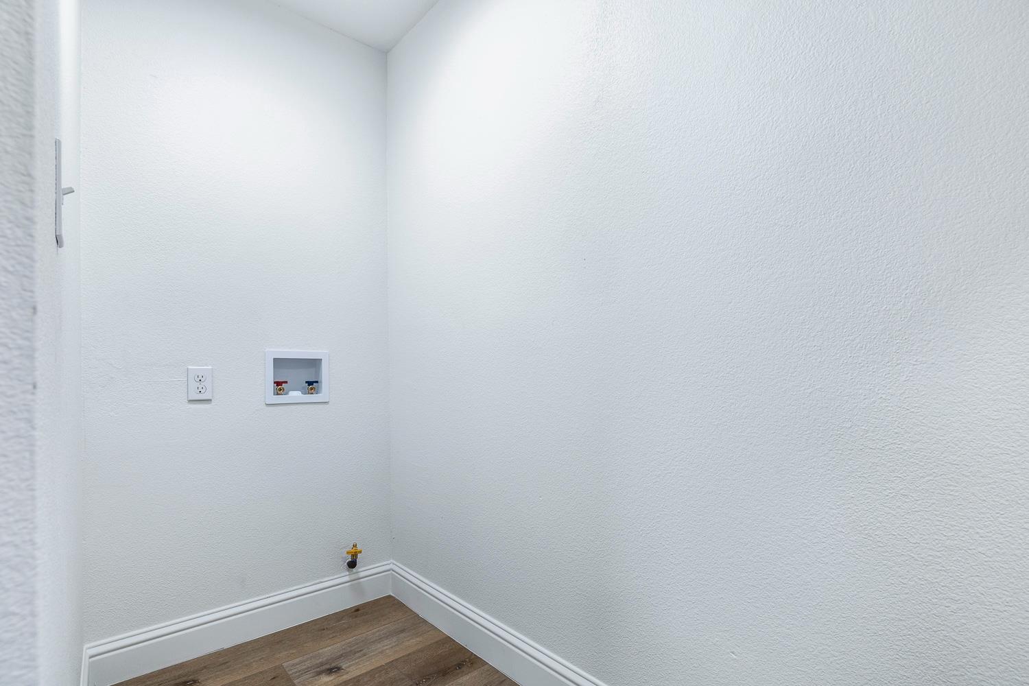 683 E Polk St, Coalinga, CA 93210