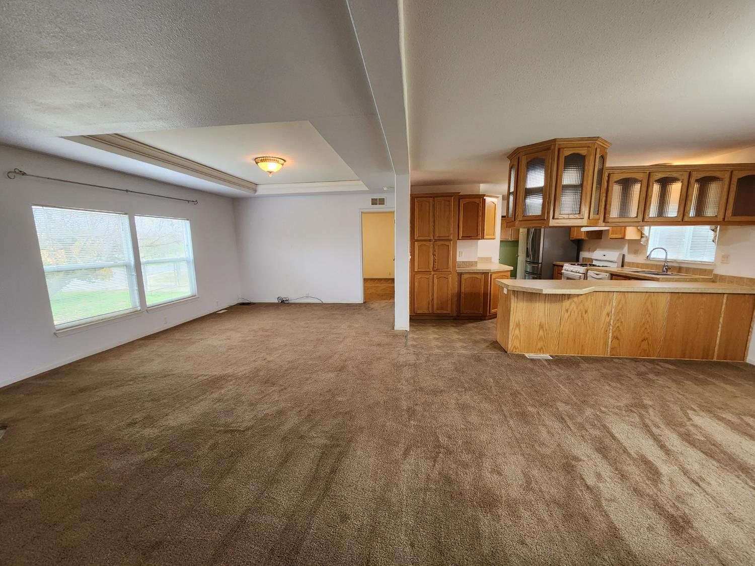 3723 W Central Ave W, Fresno, CA 93706