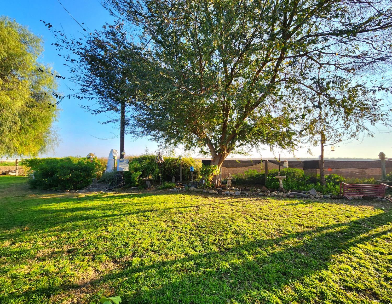 3723 W Central Ave W, Fresno, CA 93706