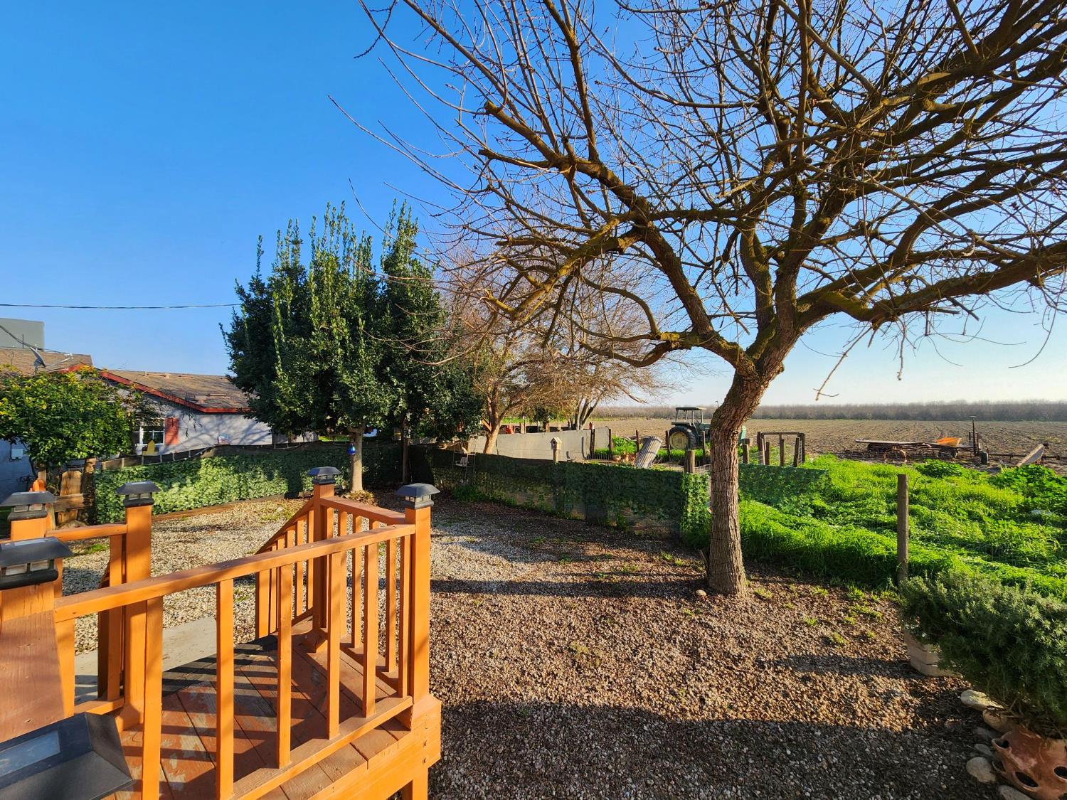 3723 W Central Ave W, Fresno, CA 93706