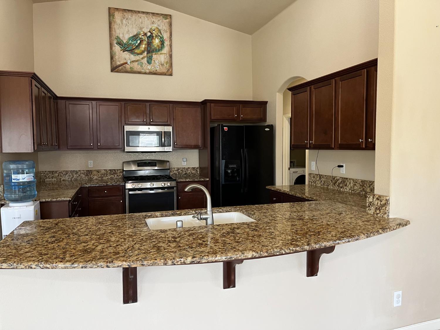 5428 W Brown Ave, Fresno, CA 93722