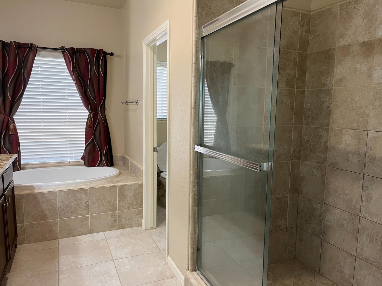 5428 W Brown Ave, Fresno, CA 93722