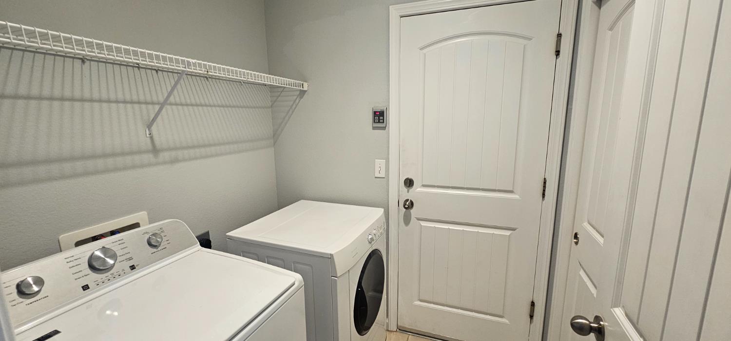 5428 W Brown Ave, Fresno, CA 93722