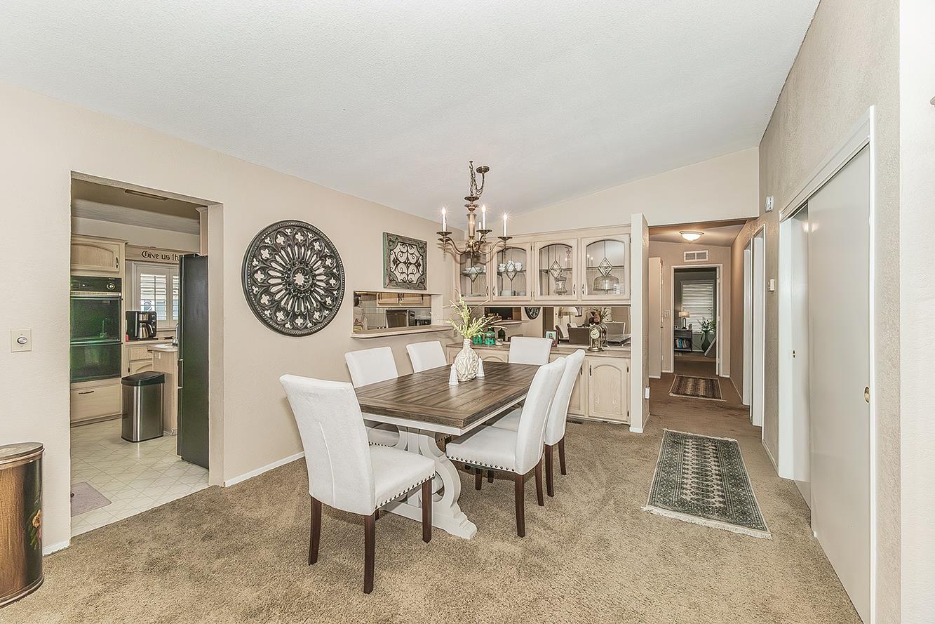 1551 6Th Avenue Dr #121, Kingsburg, CA 93631