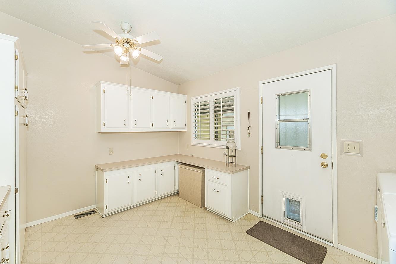 1551 6Th Avenue Dr #121, Kingsburg, CA 93631