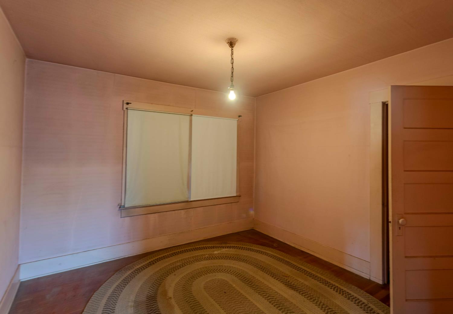 1007 E Michigan Ave, Fresno, CA 93704