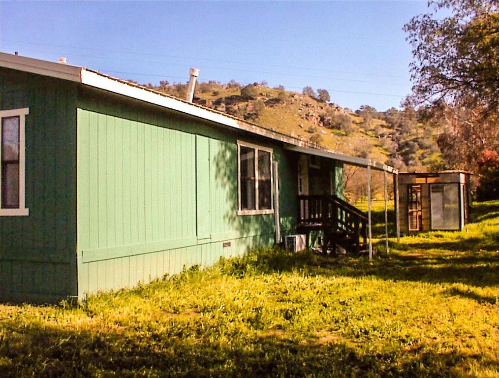 37702 Squaw Valley Rd, Yokuts Valley, CA 93675