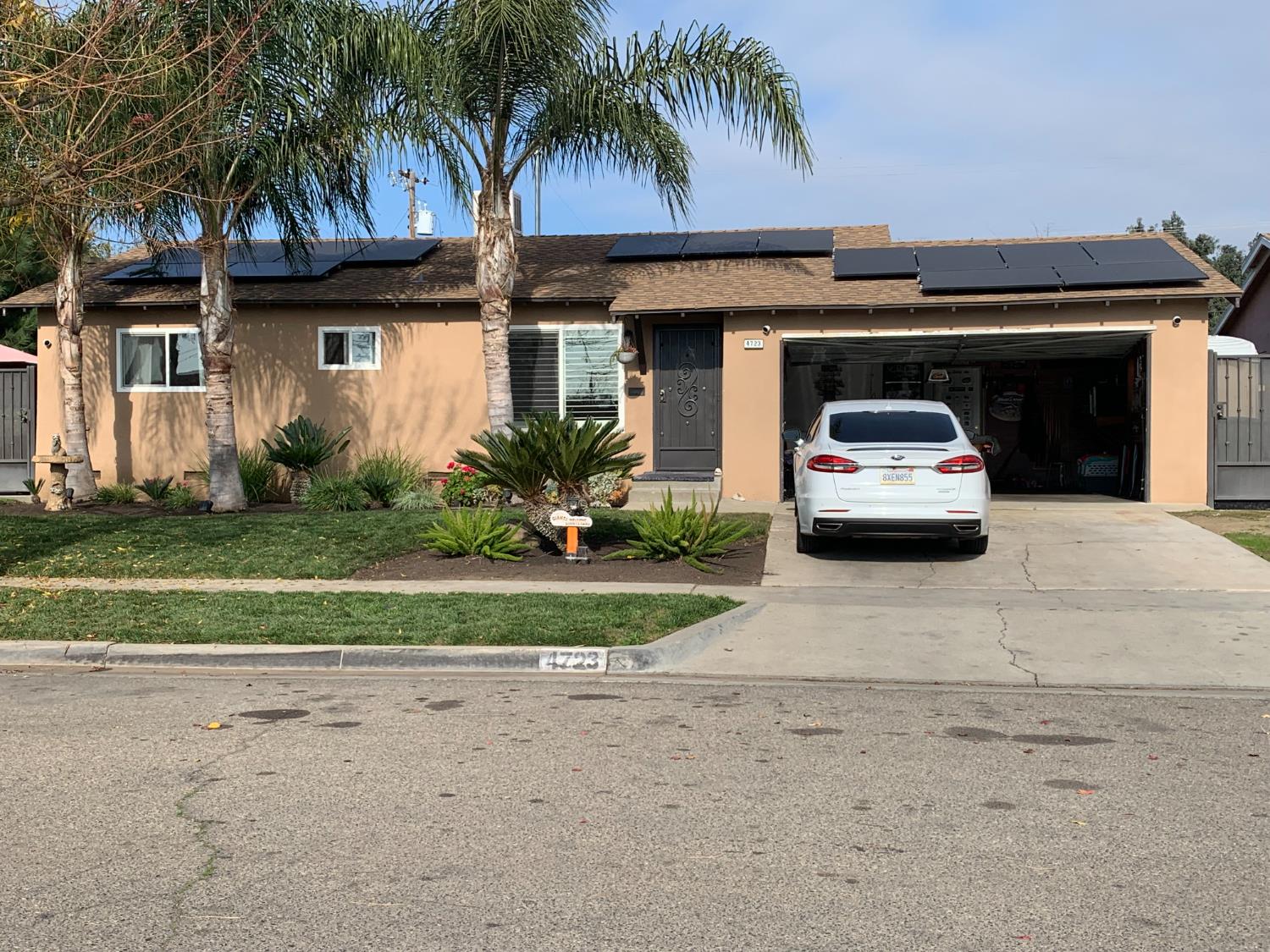 4723 E Braly Ave, Fresno, CA 93720