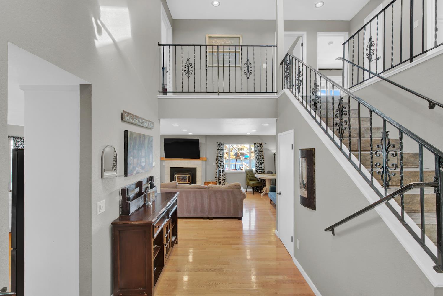 946 Lido Cir, Out Of Area, CA 94505