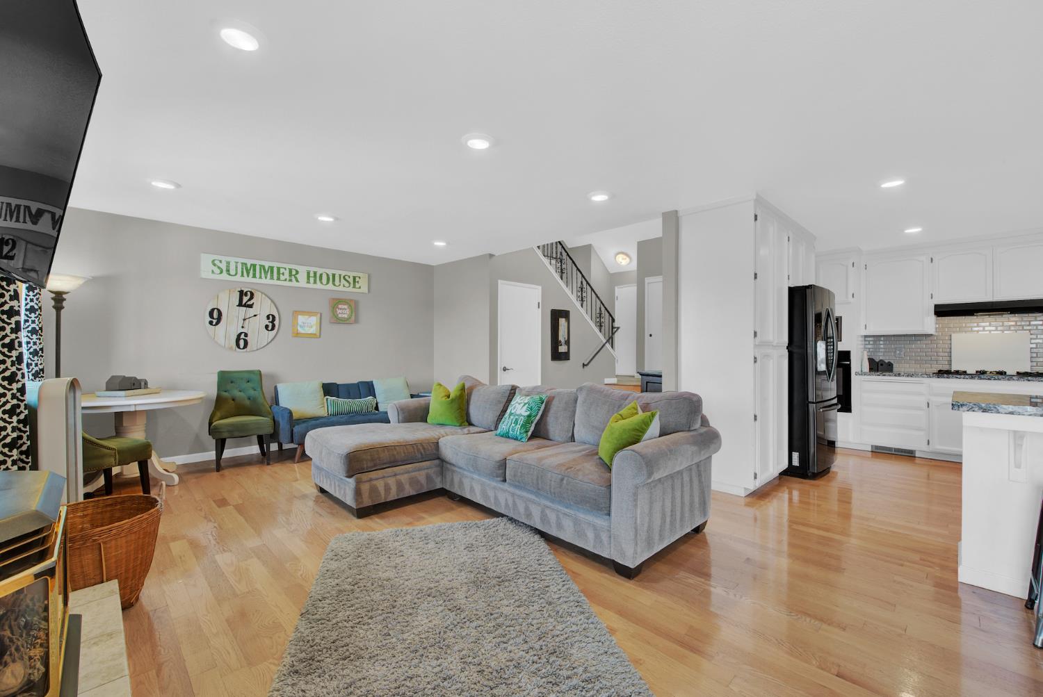 946 Lido Cir, Out Of Area, CA 94505