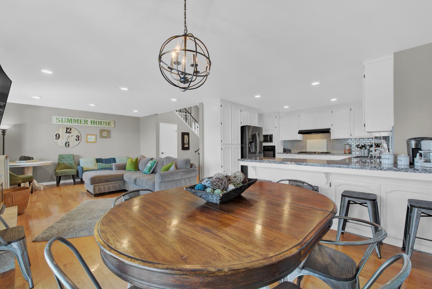 946 Lido Cir, Out Of Area, CA 94505