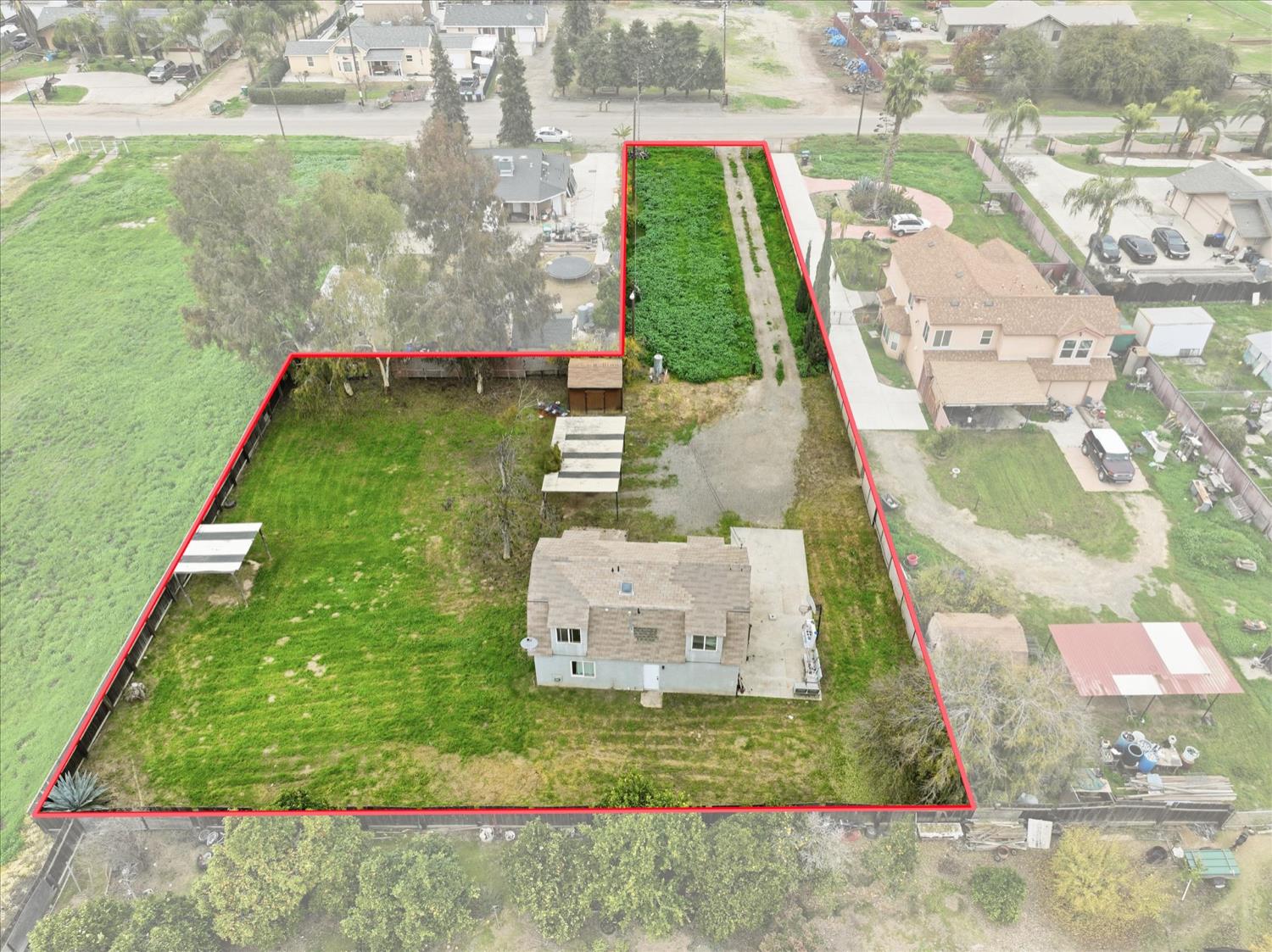 185 E Fantz Ave, Fresno, CA 93706