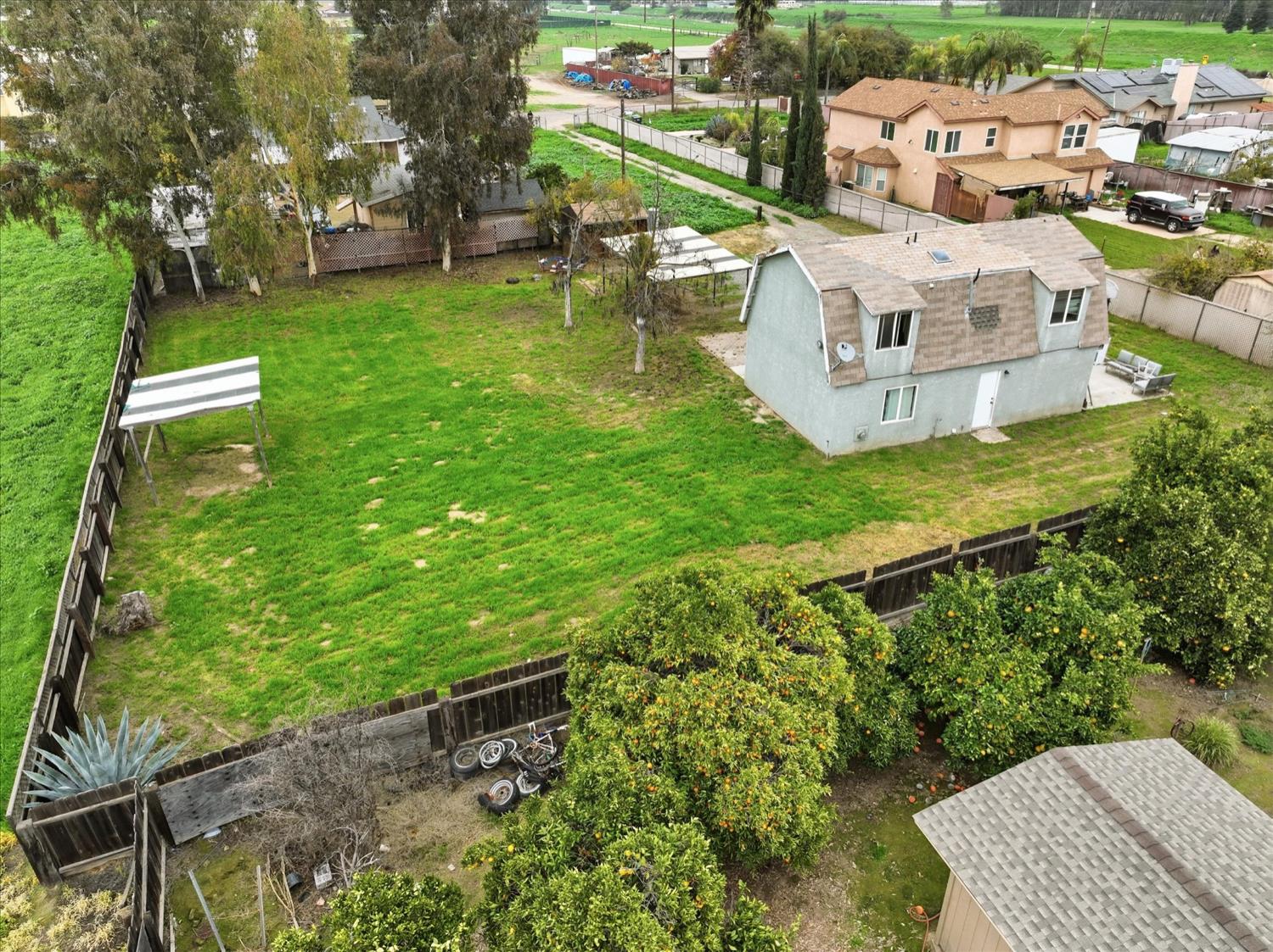 185 E Fantz Ave, Fresno, CA 93706