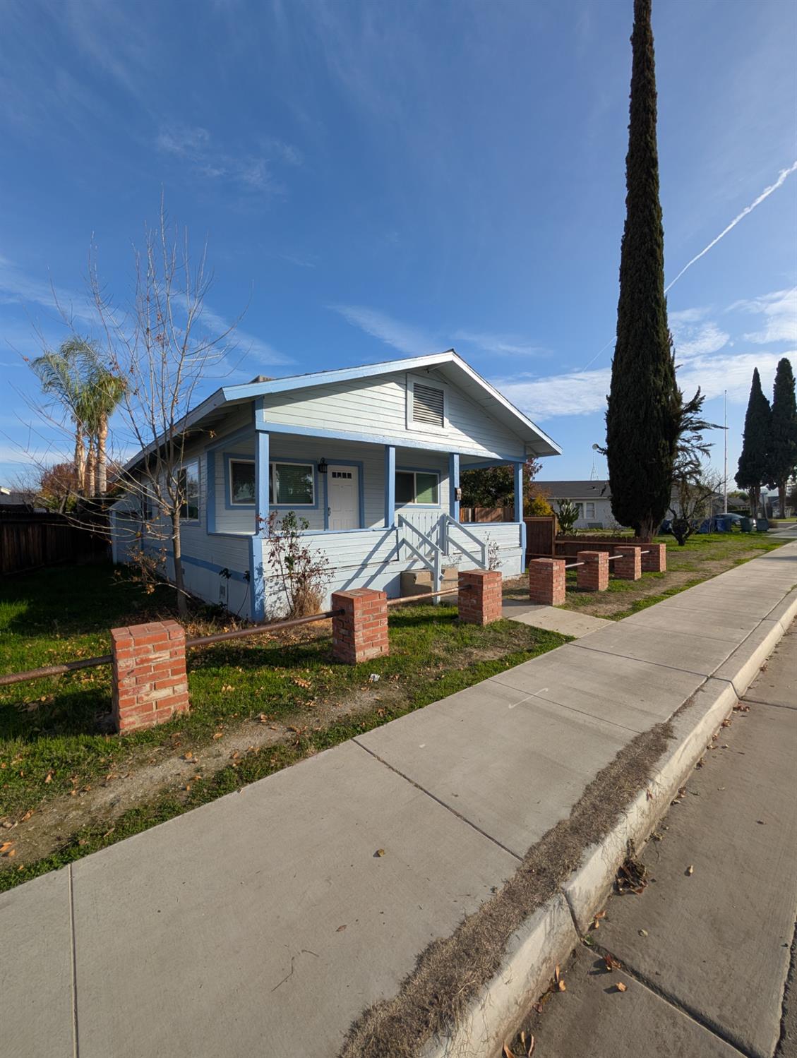 512 Sunset St, Coalinga, CA 93210