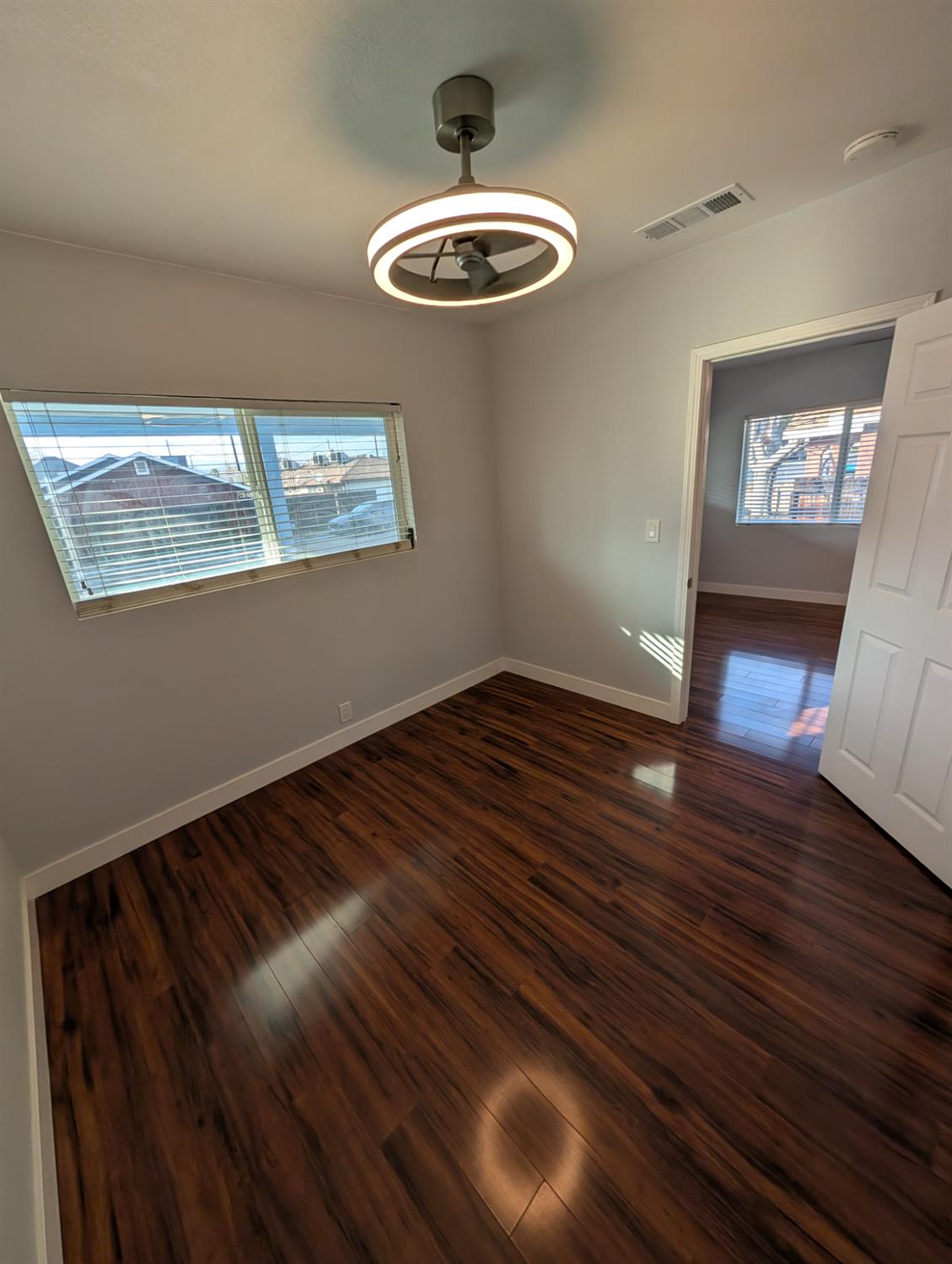 512 Sunset St, Coalinga, CA 93210