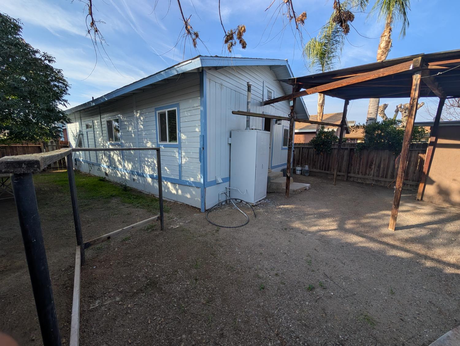 512 Sunset St, Coalinga, CA 93210